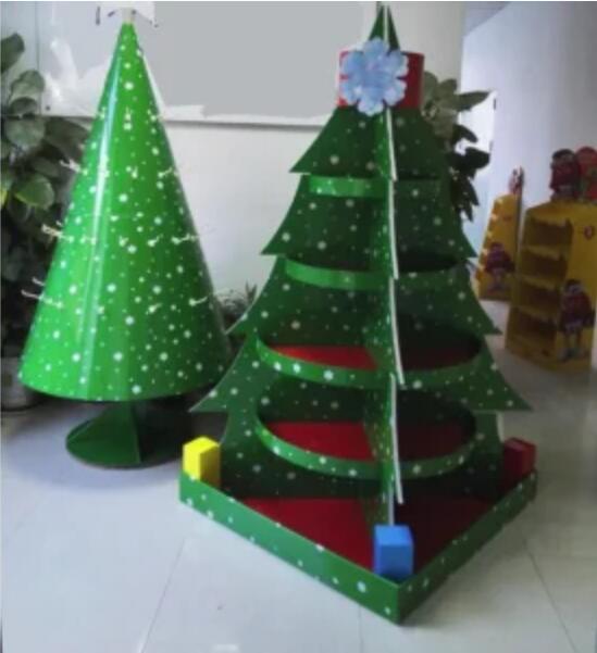 Se acerca Navidad y Año Nuevo, nuestro display está listo.